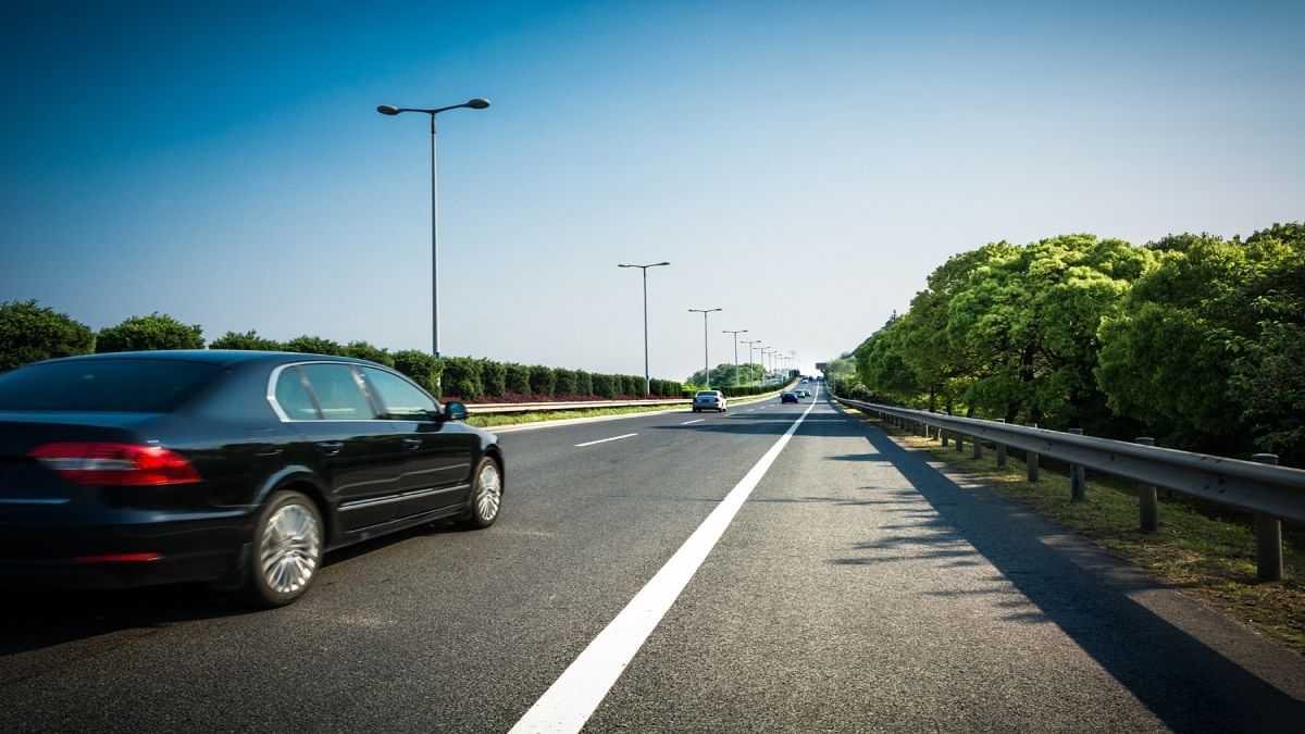 E-Challan: बिना जानकारी कट गया गाड़ी का चालान? ऐसे चेक करें कहां टूटा ट्रैफिक रूल E-Challan: बिना जानकारी कट गया गाड़ी का चालान? ऐसे चेक करें कहां टूटा ट्रैफिक रूल