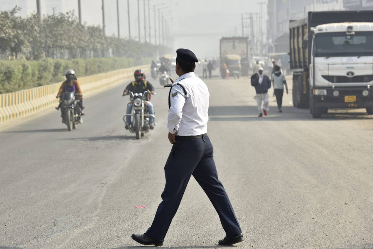 अंबेडकर जयंती पर नोएडा ट्रैफिक ने जारी की एडवाइजरी, कई रूट को किया गया डायवर्ट; यहां देखें पूरी लिस्ट अंबेडकर जयंती पर नोएडा ट्रैफिक ने जारी की एडवाइजरी, कई रूट को किया गया डायवर्ट; यहां देखें पूरी लिस्ट