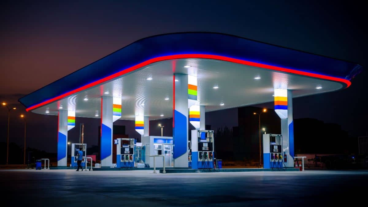 पेट्रोल डीजल के रेट पर बड़ा अपडेट, इन राज्यों में बढ़ गया डीलर कमीशन, जाने कहां 4.69 रुपए घटेंगे दाम पेट्रोल डीजल के रेट पर बड़ा अपडेट, इन राज्यों में बढ़ गया डीलर कमीशन, जाने कहां 4.69 रुपए घटेंगे दाम