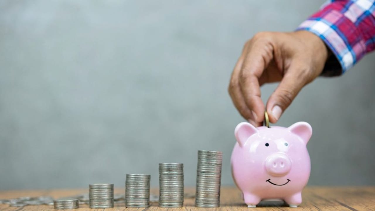 पर्सनल फाइनेंस के 9 Golden Rules, जो आपकी बचत और निवेश दोनों मजबूत करेंगे