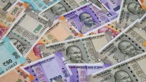 देश की दिग्गज कंपनियों का कैश रिजर्व हो रहा कम, आखिर कहां खर्च हो रहा पैसा? जानें- जरूरी फैक्टर्स