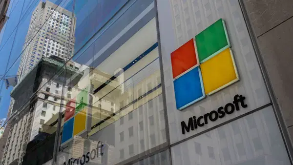 छंटनी की तैयारी में Microsoft, कमजोर परफॉर्मेंस वाले एंप्लॉयीज पर गिर सकती है गाज छंटनी की तैयारी में Microsoft, कमजोर परफॉर्मेंस वाले एंप्लॉयीज पर गिर सकती है गाज