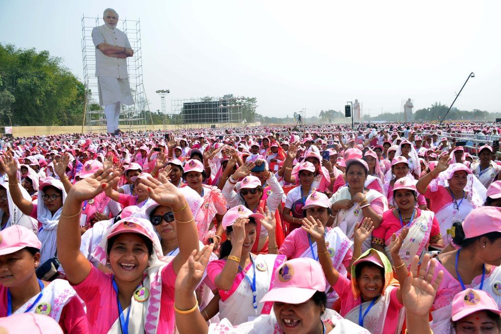 प्रधानमंत्री पद संभालने के बाद पीएम मोदी ने इन 9 सालों में ऐसे मनाया अपना जन्मदिन