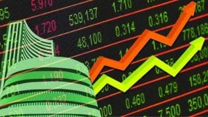 5 साल में 2535% रिटर्न! कंडक्टर से आगे बढ़ी APAR Industries, Q1 नतीजों के बाद शेयर में बढ़ी हलचल