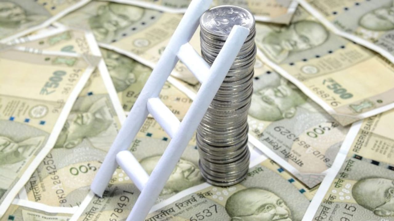 FD में निवेश की ये 5 गलतियां करा देंगी बड़ा नुकसान, 1% की चूक से लाखों का होगा घाटा, जानें निवेश का सही तरीका