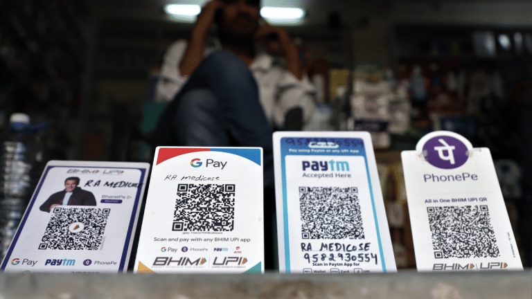 2 अक्टूबर को क्या UPI से दुकानों पर नहीं कर पाएंगे पेमेंट, क्यों QR कोड को काले कपड़े से ढक देंगे रिटेलर्स?