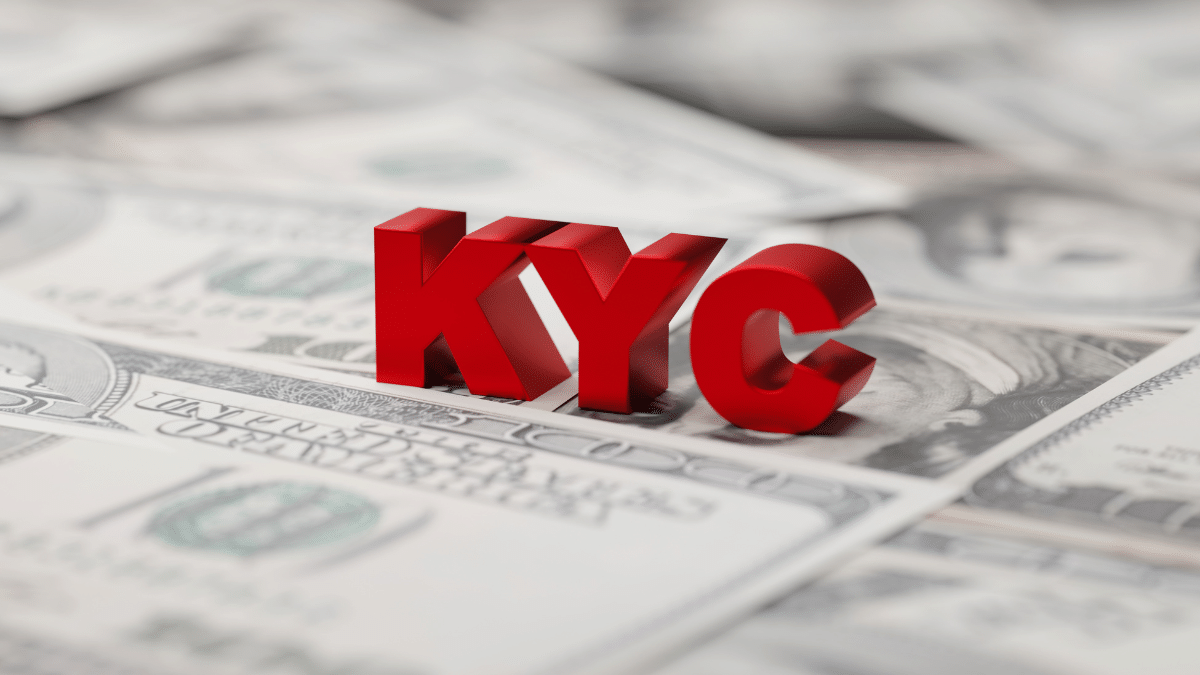 KYC के नाम पर हो रही है धांधली, जानें बचने के उपाय नहीं तो हो सकता है भारी नुकसान