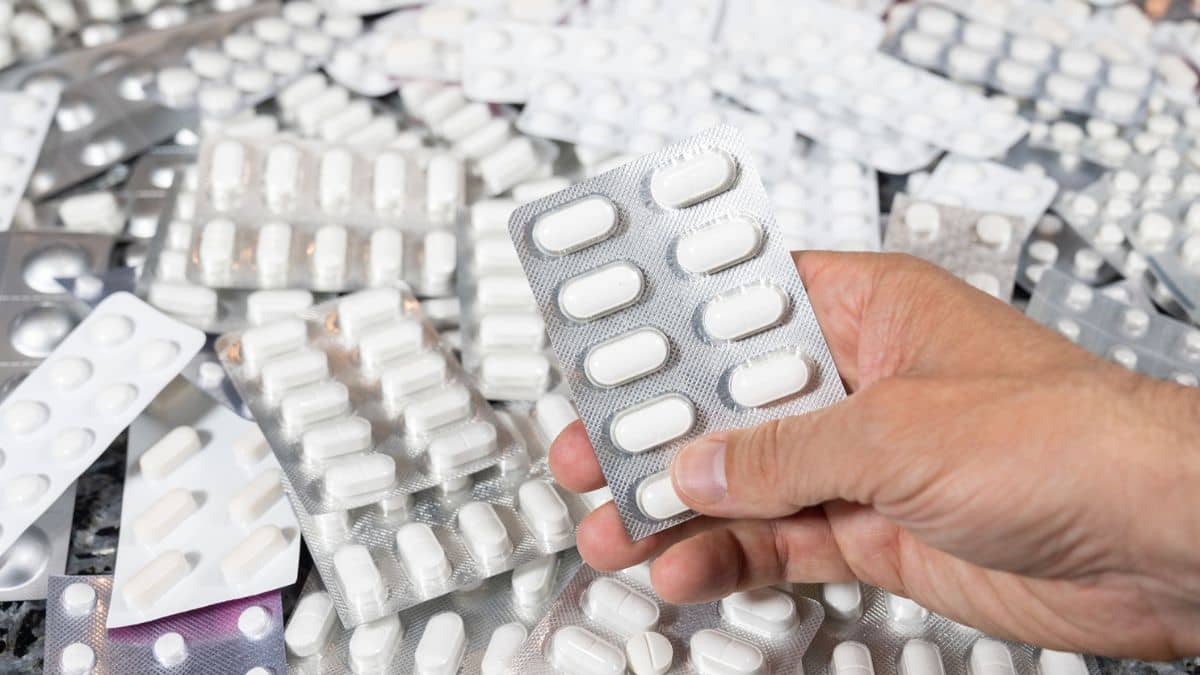 जायडस लाइफसाइंसेज को मिली प्रोस्टेट कैंसर की दवा बनाने की मंजूरी, जानें पूरी डिटेल जायडस लाइफसाइंसेज को मिली प्रोस्टेट कैंसर की दवा बनाने की मंजूरी, जानें पूरी डिटेल