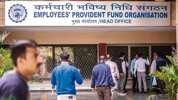 EPFO: UAN नंबर एक्टिव करने की आखिरी तारीख करीब, कहीं छूट न जाए रोजगार योजना का फायदा EPFO: UAN नंबर एक्टिव करने की आखिरी तारीख करीब, कहीं छूट न जाए रोजगार योजना का फायदा
