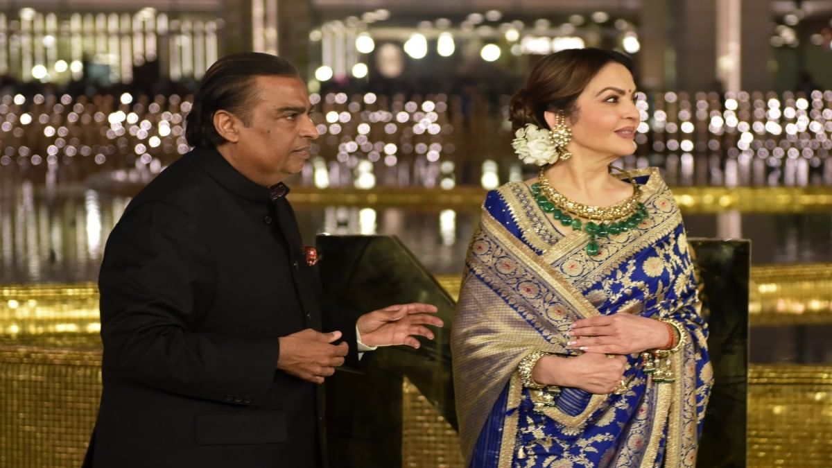 RIL Results : 5% घटकर भी 16,563 करोड़ रुपये रहा मुनाफा, कहां से बरस रही दौलत देखें पूरा रिपोर्ट कार्ड RIL Results : 5% घटकर भी 16,563 करोड़ रुपये रहा मुनाफा, कहां से बरस रही दौलत देखें पूरा रिपोर्ट कार्ड