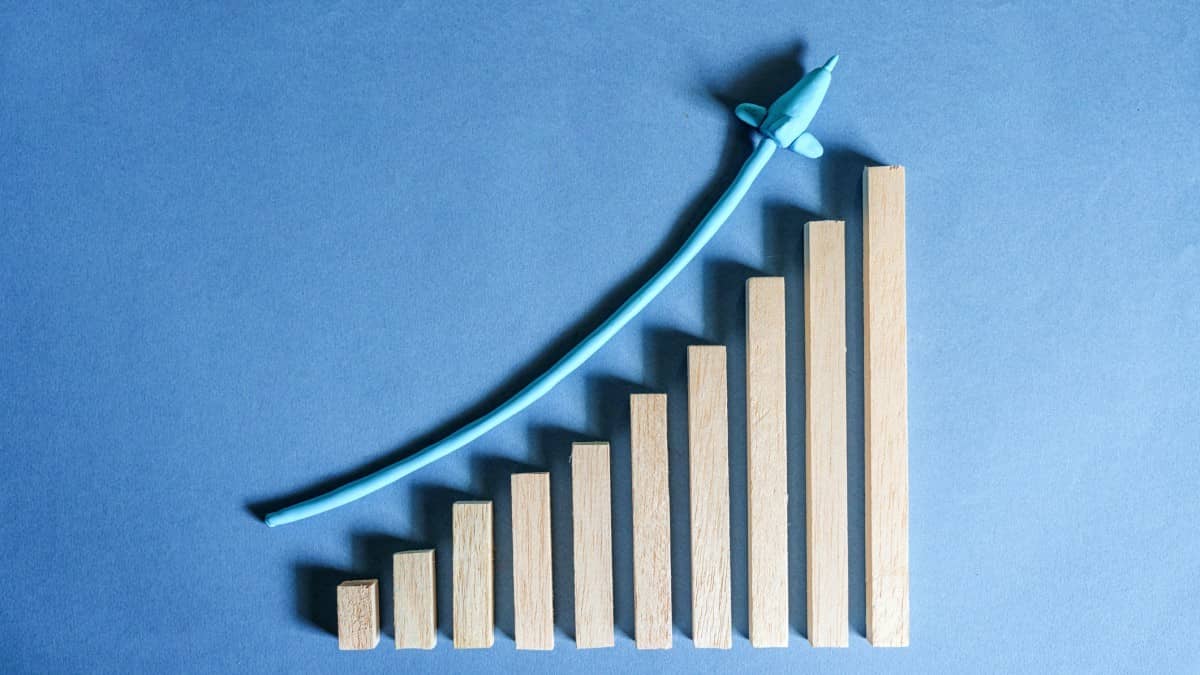 ICICI Bank पर दो ब्रोकरेज का बुलिश व्यू, Q2 रिजल्ट के बाद रॉकेट बनने को तैयार शेयर, तेजी के पीछे ये हैं वजह ICICI Bank पर दो ब्रोकरेज का बुलिश व्यू, Q2 रिजल्ट के बाद रॉकेट बनने को तैयार शेयर, तेजी के पीछे ये हैं वजह