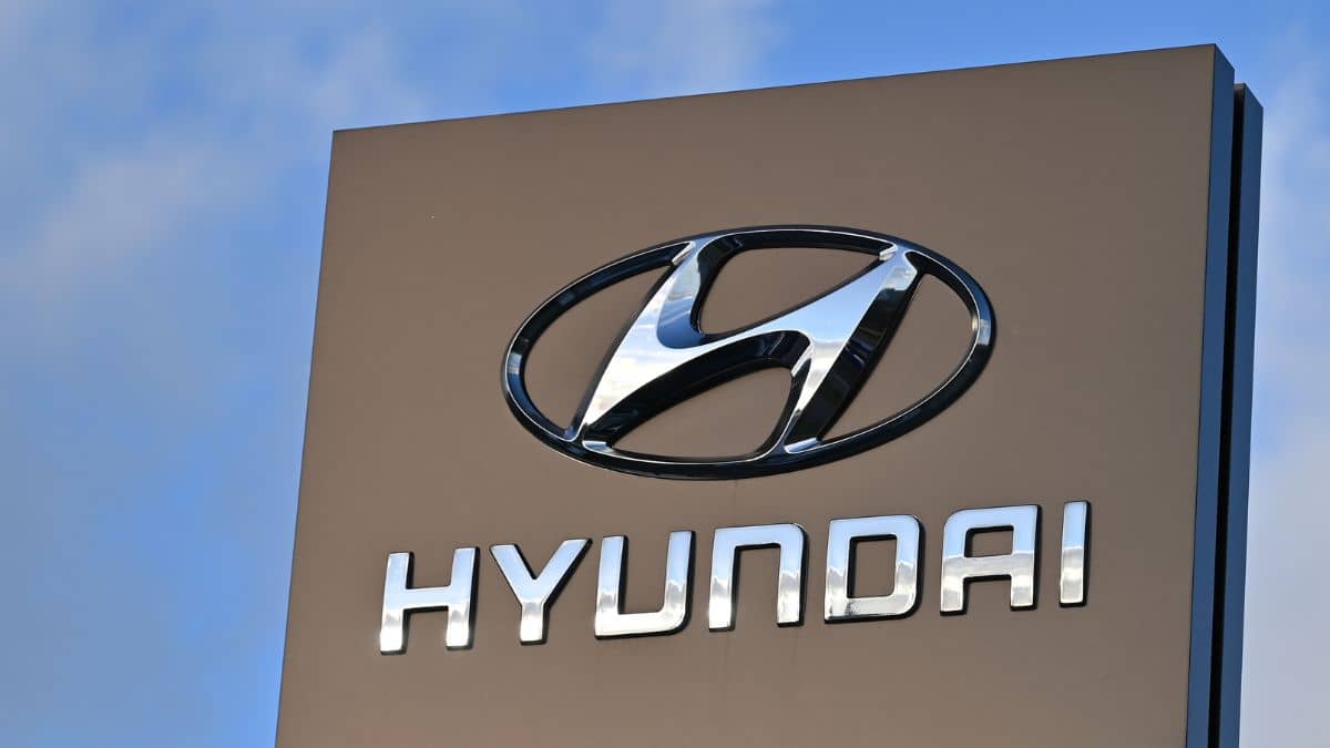 हुंडई मोटर के IPO खुलने से पहले ही धड़ाम हुआ GMP, आखिर क्यों आ गई इतनी बड़ी गिरावट? हुंडई मोटर के IPO खुलने से पहले ही धड़ाम हुआ GMP, आखिर क्यों आ गई इतनी बड़ी गिरावट?