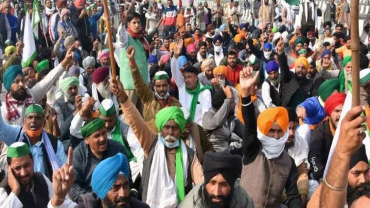 Kisan Andolan: किसानों ने फिर वापस लिया दिल्ली चलो मार्च, पंढेर के हरियाणा पुलिस पर गंभीर आरोप Kisan Andolan: किसानों ने फिर वापस लिया दिल्ली चलो मार्च, पंढेर के हरियाणा पुलिस पर गंभीर आरोप