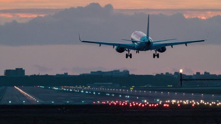 अमेरिका की पॉपुलर Spirit Airline बैंकरप्टसी की कगार पर, फ्लाइट की टिकटों में होगा इजाफा