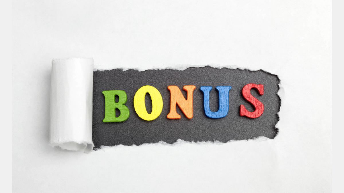 Bonus Share: 17 साल बाद मारुति सुजुकी की ये कंपनी दे रही बोनस, शेयर में 9% का उछाल Bonus Share: 17 साल बाद मारुति सुजुकी की ये कंपनी दे रही बोनस, शेयर में 9% का उछाल