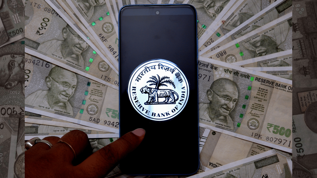 भारत के इन 3 बैंकों को सरकार भी कभी डूबने नहीं देगी, आज ही खुलवा लें इसमें खाता भारत के इन 3 बैंकों को सरकार भी कभी डूबने नहीं देगी, आज ही खुलवा लें इसमें खाता