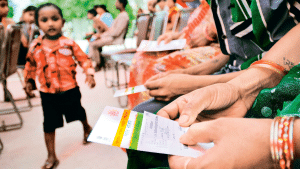UIDAI ने 6 करोड़ बच्चों को दी राहत, आधार अपडेट पर लगने वाले सभी शुल्क किए माफ; जानें क्या हैं नए नियम