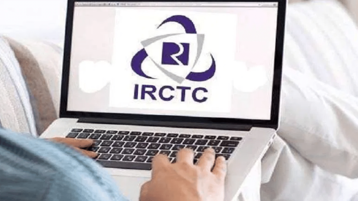 IRCTC लाया ब्लैक फ्राइडे ऑफर, टिकट बुकिंग पर होगी भारी बचत, फ्री मिलेगा 50 लाख का बीमा