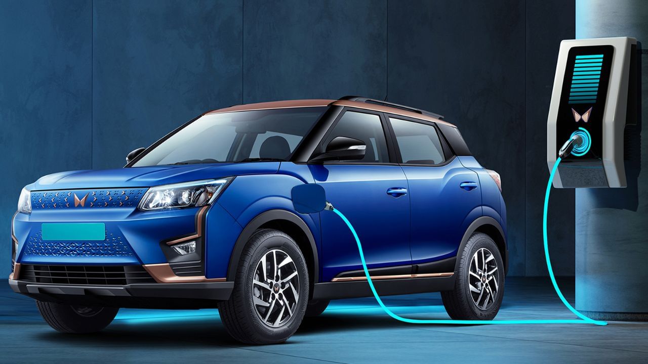 Mahindra XUV 400 EV को मिली 5 स्टार सेफ्टी रेटिंग, जानिए कितनी मजबूत है यह गाड़ी Mahindra XUV 400 EV को मिली 5 स्टार सेफ्टी रेटिंग, जानिए कितनी मजबूत है यह गाड़ी