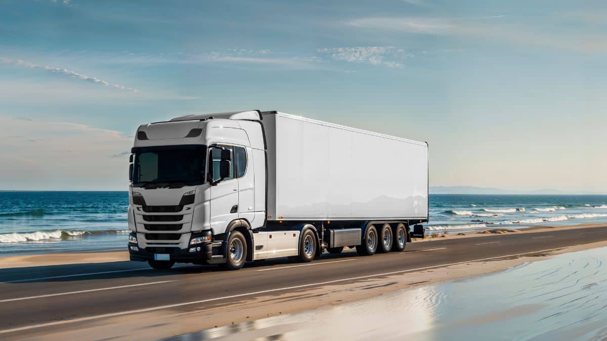 मर्सिडीज-BMW कार जैसे होंगे बस-ट्रक के फीचर्स, हाईवे के एक्सीडेंट पर लगेगा ब्रेक! मर्सिडीज-BMW कार जैसे होंगे बस-ट्रक के फीचर्स, हाईवे के एक्सीडेंट पर लगेगा ब्रेक!