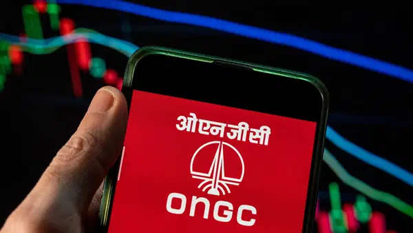 क्या 425 रुपये तक पहुंच सकता है ONGC का शेयर, 1 महीने में 13 फीसदी की तेजी, 5 साल में 163% रिटर्न क्या 425 रुपये तक पहुंच सकता है ONGC का शेयर, 1 महीने में 13 फीसदी की तेजी, 5 साल में 163% रिटर्न