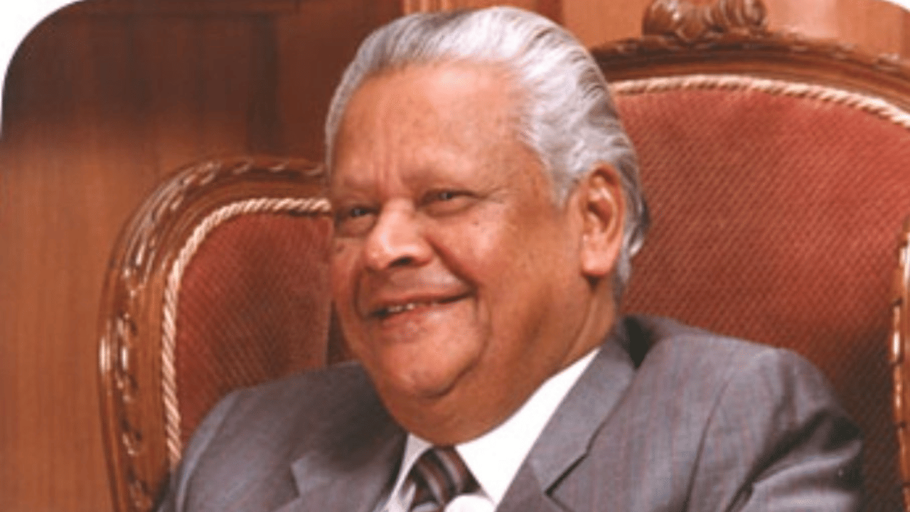 BPL के संस्थापक टीपीजी नांबियार का निधन, PM मोदी, शशि थरूर समेत कई हस्तियों ने जताया शोक BPL के संस्थापक टीपीजी नांबियार का निधन, PM मोदी, शशि थरूर समेत कई हस्तियों ने जताया शोक