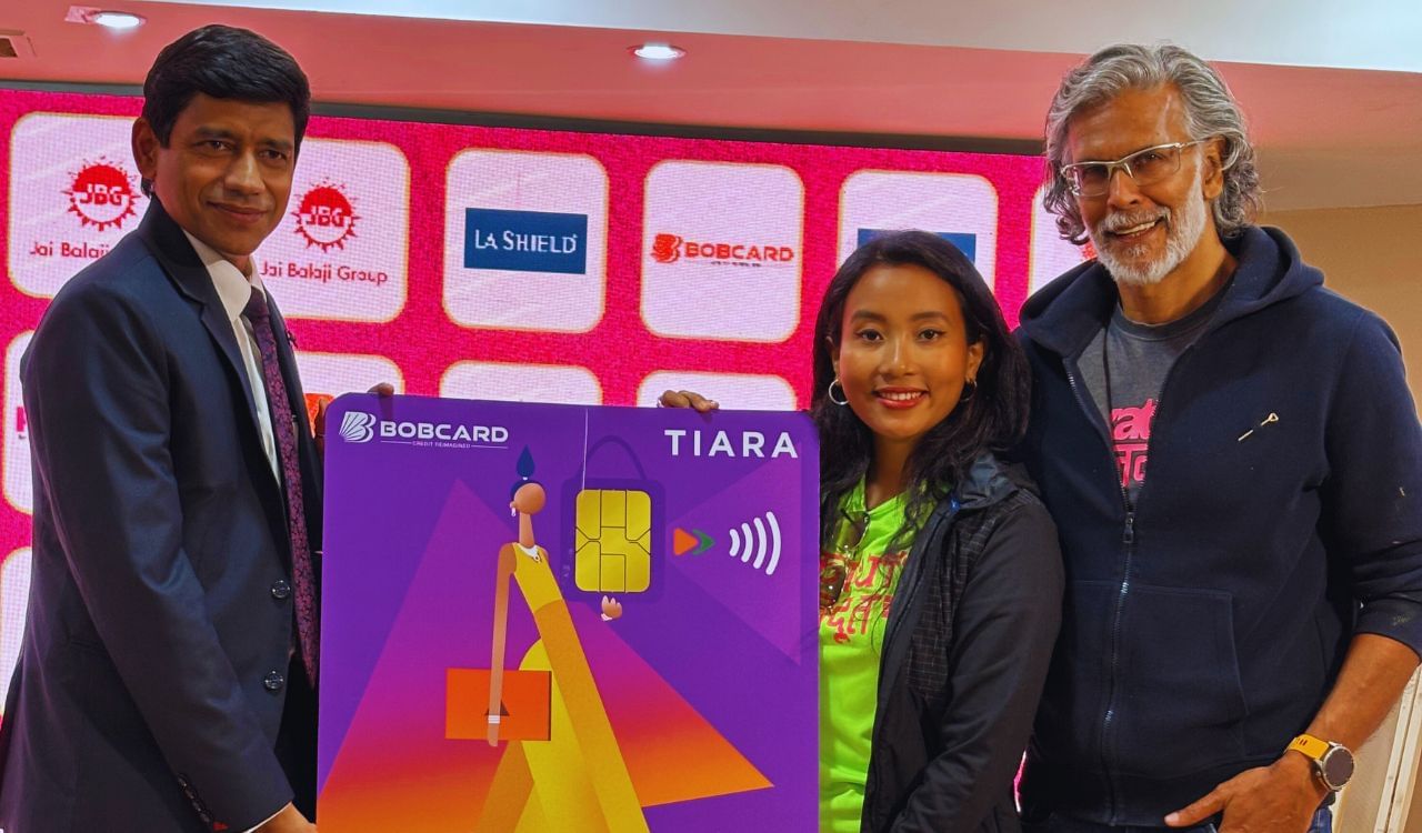 BOBCARD ने लॉन्च किया Tiara क्रेडिट कार्ड, ऑफर्स और डिस्काउंट की हुई बरसात BOBCARD ने लॉन्च किया Tiara क्रेडिट कार्ड, ऑफर्स और डिस्काउंट की हुई बरसात