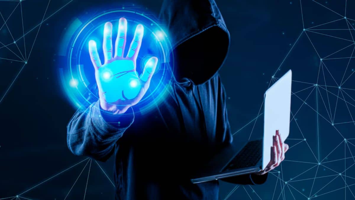 होटल बुकिंग के नाम पर अयोध्या में हो रहा फ्रॉड, ऐसे अपराधी फंसा रहे जाल में; आप भी हो जाएं सावधान! होटल बुकिंग के नाम पर अयोध्या में हो रहा फ्रॉड, ऐसे अपराधी फंसा रहे जाल में; आप भी हो जाएं सावधान!