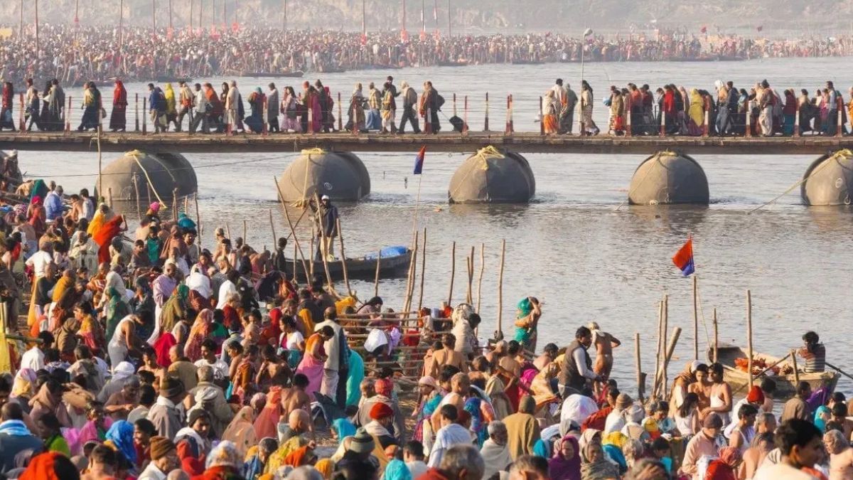 महाकुंभ मेले में बन रहे हैं 2,000 कॉटेज टेंट, इतने रुपये में आपको भी मिल जाएगा कमरा महाकुंभ मेले में बन रहे हैं 2,000 कॉटेज टेंट, इतने रुपये में आपको भी मिल जाएगा कमरा