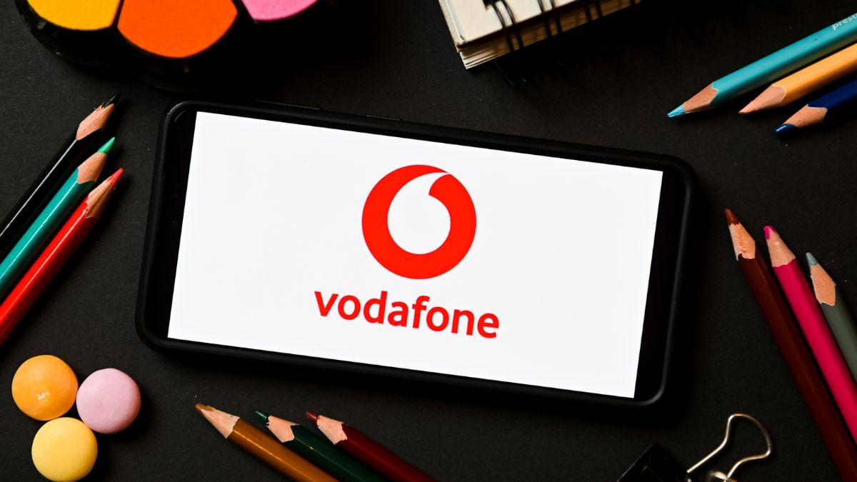 VIL शेयरों पर बड़ा अपडेट! Vodafone ने चुकाया 11,650 करोड़ रुपये का कर्ज, जानिए क्या बदला VIL शेयरों पर बड़ा अपडेट! Vodafone ने चुकाया 11,650 करोड़ रुपये का कर्ज, जानिए क्या बदला