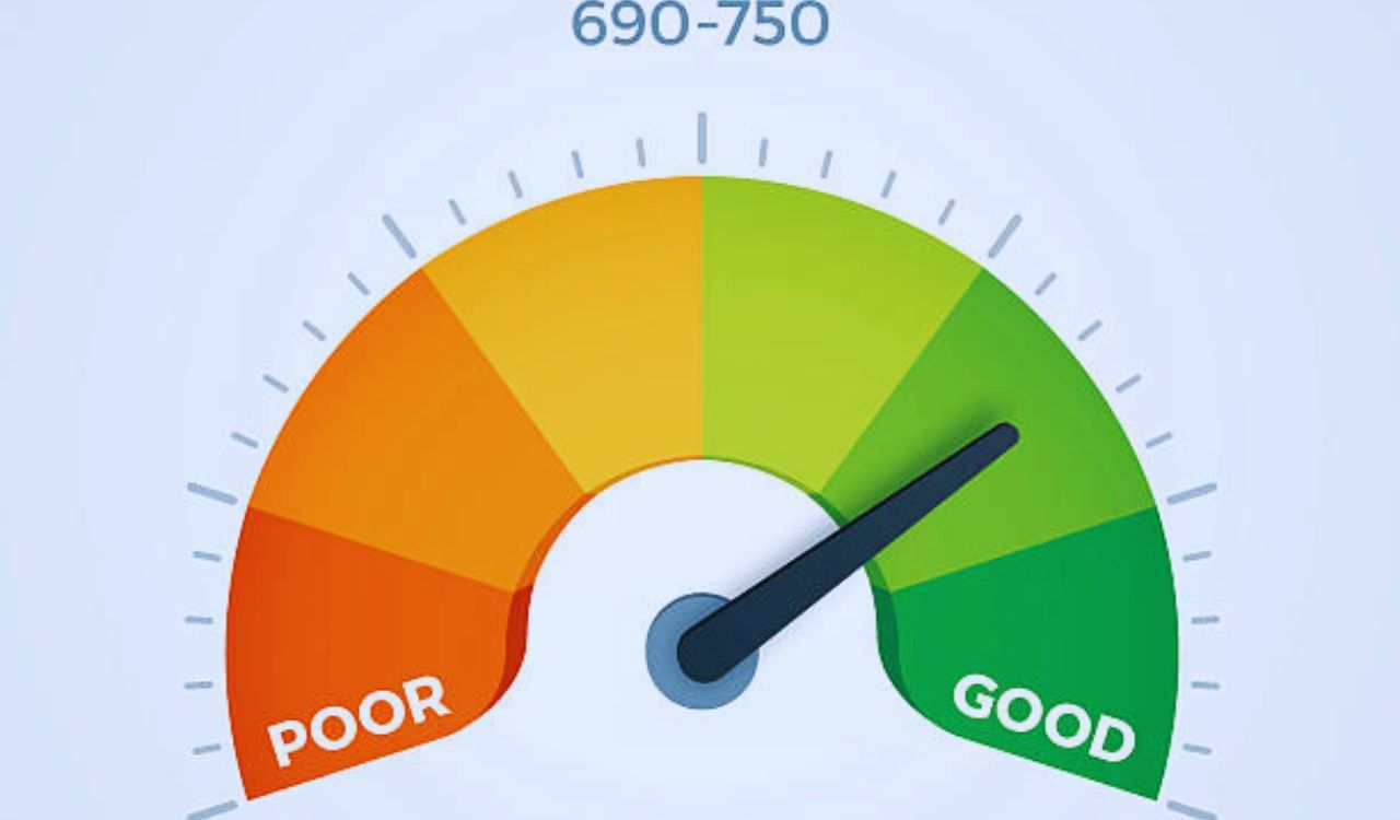 कौन बनाता है आपका ‘Credit Score’ क्या उसमें भी होती है धोखाधड़ी ! जानें क्यों लगे आरोप कौन बनाता है आपका ‘Credit Score’ क्या उसमें भी होती है धोखाधड़ी ! जानें क्यों लगे आरोप