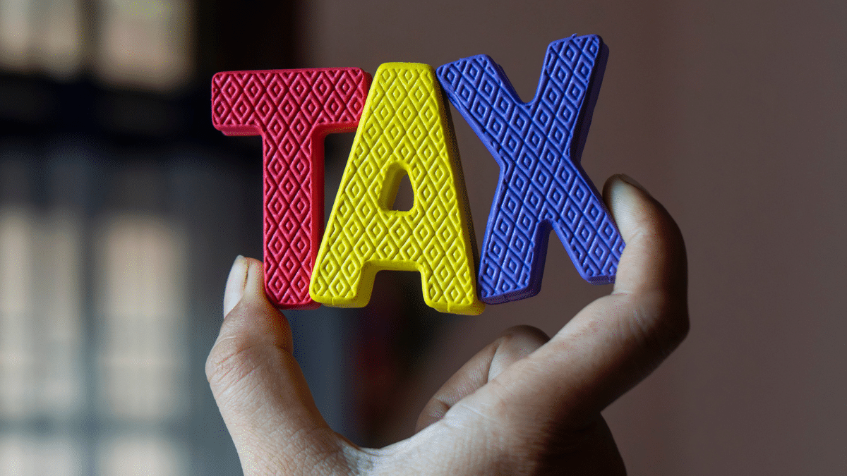 Income Tax विभाग ने बढ़ा दी विवाद से विश्वास स्कीम की डेडलाइन, ऐसे टैक्सपेयर्स को मिलेगी बड़ी राहत Income Tax विभाग ने बढ़ा दी विवाद से विश्वास स्कीम की डेडलाइन, ऐसे टैक्सपेयर्स को मिलेगी बड़ी राहत