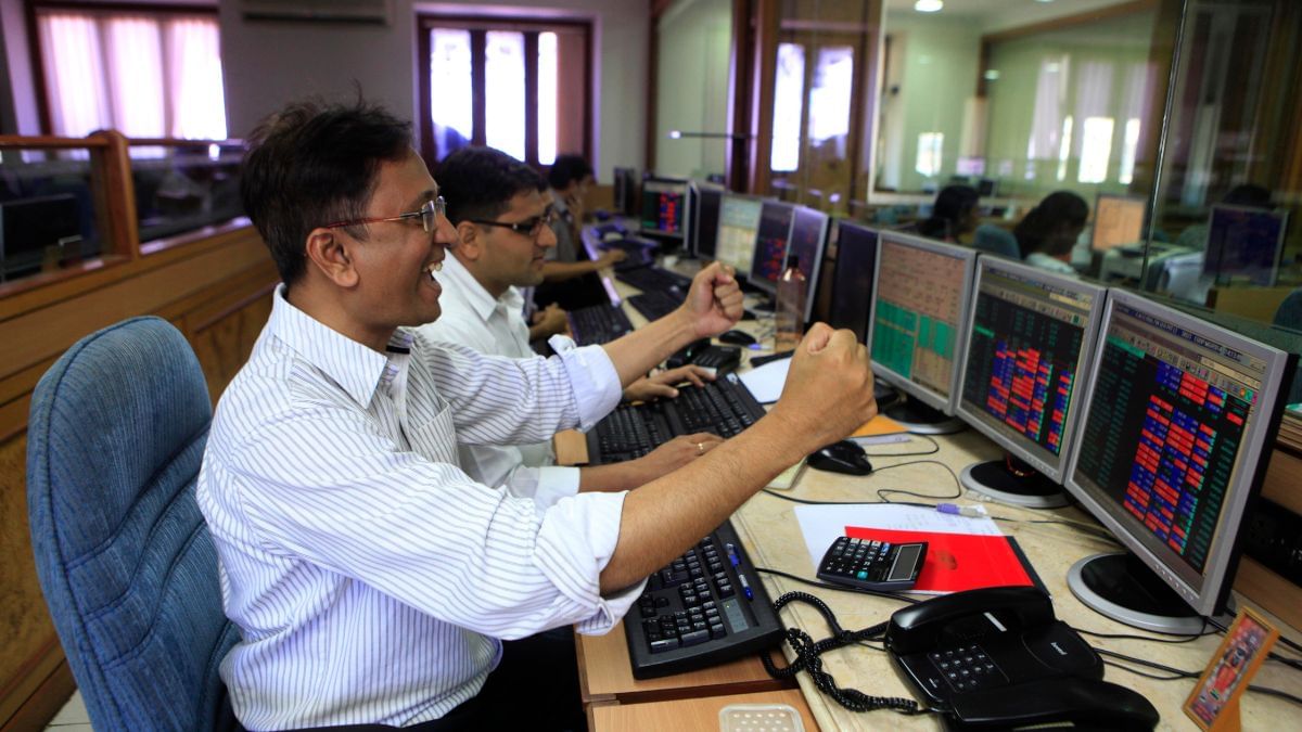 Budget Picks Stocks: बजट से पहले जेफरीज ने इन शेयरों को खरीदने दी सलाह, HAL में आ सकती है 30% की तेजी Budget Picks Stocks: बजट से पहले जेफरीज ने इन शेयरों को खरीदने दी सलाह, HAL में आ सकती है 30% की तेजी