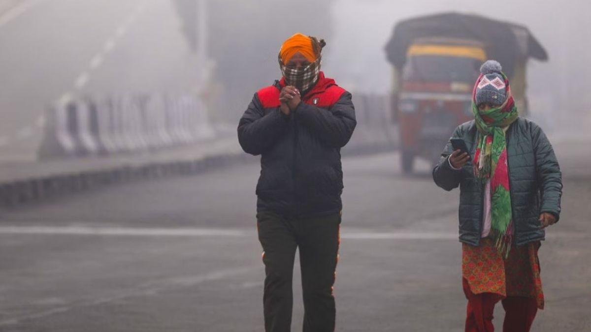 Weather Updates: यूपी सहित इन राज्यों में हो सकती है बारिश, हिमाचल में शीतलहर चलने की संभावना