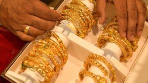 Future Gold Price: सोने की कीमतों में आई तेजी, 80 हजार से इतना ऊपर पहुंचा गोल्ड का भाव