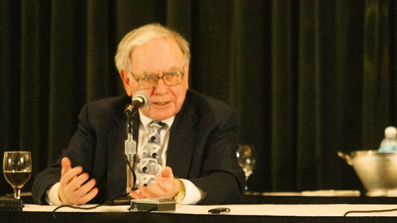 ये हैं जिंदगी और निवेश दोनों में काम आने वाली Warren Buffett की 8 बेस्ट कोट्स