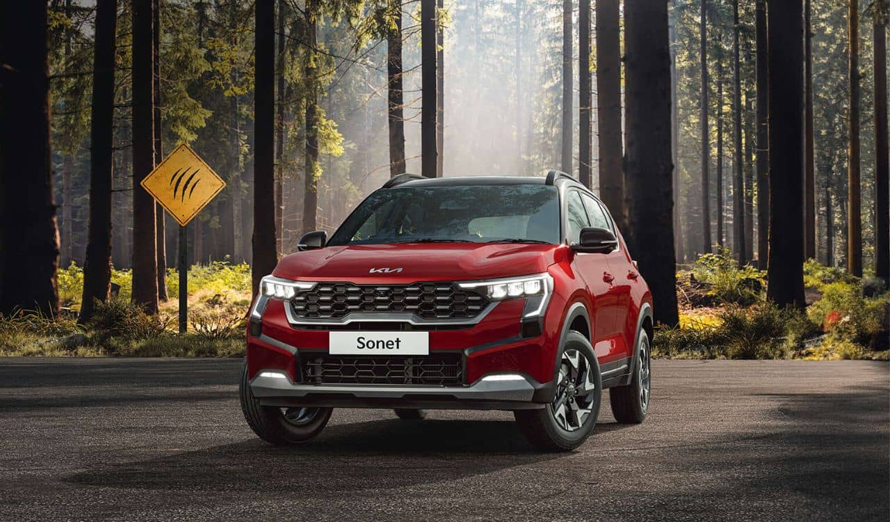 11 महीने में 1 लाख बिक गई Kia की ये गाड़ी, क्या है ऐसा खास की टूट पड़े कस्टमर्स 11 महीने में 1 लाख बिक गई Kia की ये गाड़ी, क्या है ऐसा खास की टूट पड़े कस्टमर्स