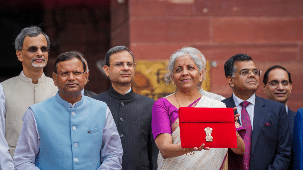 Aam Budget 2025 Date: पेश हुआ यूनियन बजट, यहां से हिंदी में डाउनलोड करें पूरा भाषण Aam Budget 2025 Date: पेश हुआ यूनियन बजट, यहां से हिंदी में डाउनलोड करें पूरा भाषण