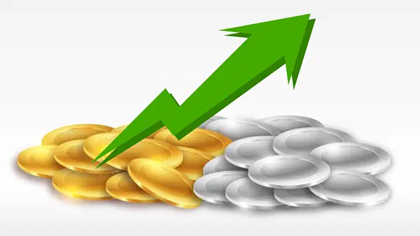 Gold Price Today: सोने की कीमत 2 महीने के उच्चतम स्तर पर पहुंची, चांदी ₹2,300 उछली Gold Price Today: सोने की कीमत 2 महीने के उच्चतम स्तर पर पहुंची, चांदी ₹2,300 उछली