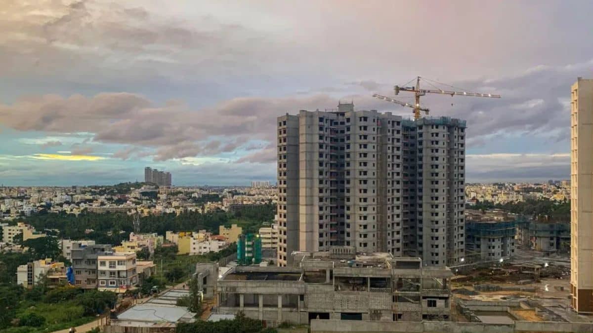 इन शहरों में अंडर कंस्ट्रक्शन प्रॉपर्टी हुई महंगी, हाउसिंग प्राइस इंडेक्स में 70 फीसदी तक का उछाल इन शहरों में अंडर कंस्ट्रक्शन प्रॉपर्टी हुई महंगी, हाउसिंग प्राइस इंडेक्स में 70 फीसदी तक का उछाल