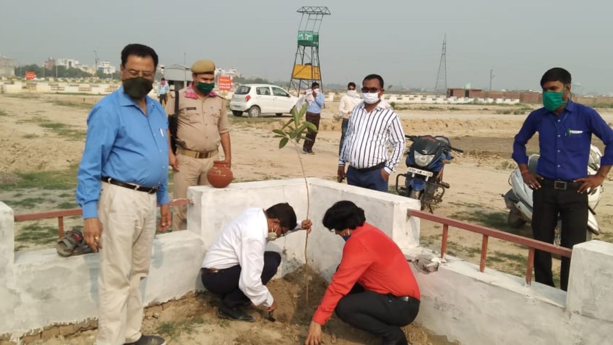 अलीगढ़ में प्लॉट खरीदने का मौका, 4 मार्च है आखिरी तारीख, दिल्ली से महज 2 घंटे की दूरी अलीगढ़ में प्लॉट खरीदने का मौका, 4 मार्च है आखिरी तारीख, दिल्ली से महज 2 घंटे की दूरी