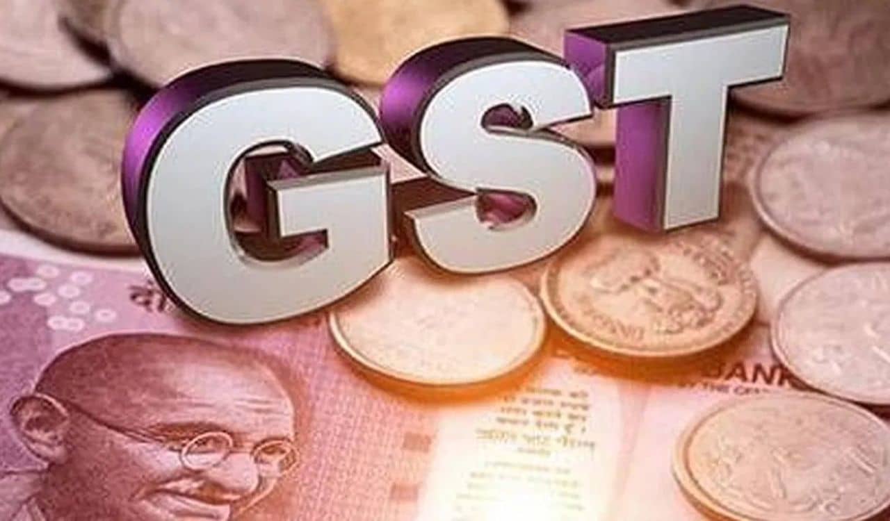 वित्त मंत्री निर्मला सीतारमण का ऐलान, जल्द कम की जाएंगी GST दरें; अंतिम चरण में पहुंचा काम वित्त मंत्री निर्मला सीतारमण का ऐलान, जल्द कम की जाएंगी GST दरें; अंतिम चरण में पहुंचा काम