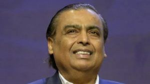 क्या 2 मेगा IPO लाने की तैयारी कर रहे बड़े मुकेश अंबानी, Jio Financial के शेयरों में तेजी क्यों? क्या 2 मेगा IPO लाने की तैयारी कर रहे बड़े मुकेश अंबानी, Jio Financial के शेयरों में तेजी क्यों?