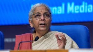 Bank Merger 2.0 शुरू! वित्त मंत्री सीतारमण, कहा- देश को बड़े बैंकों की जरूरत, RBI से बात कर रही सरकार