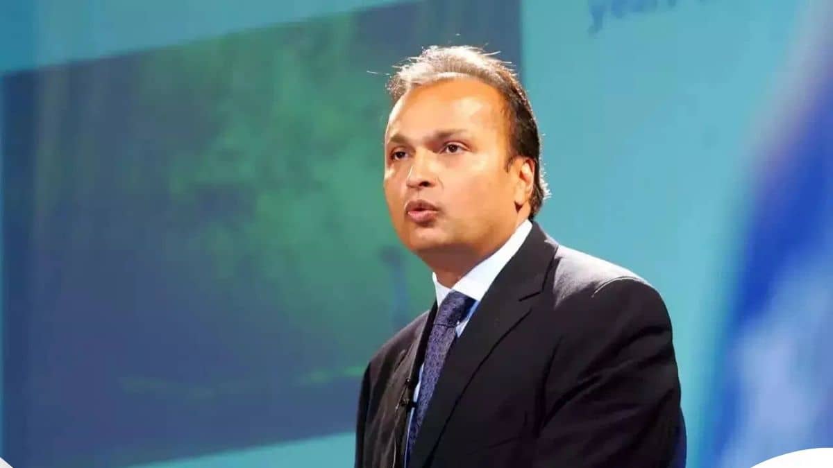 अनिल अंबानी के कमबैक पर ग्रहण! उन पर भी लटकी एक्शन की तलवार, SBI का कदम ऐसे डालेगा असर अनिल अंबानी के कमबैक पर ग्रहण! उन पर भी लटकी एक्शन की तलवार, SBI का कदम ऐसे डालेगा असर