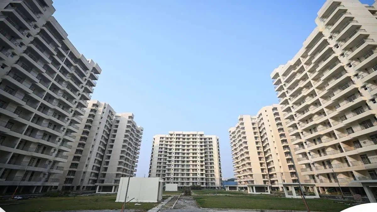 रेहड़ी-पटरी वालों से लेकर ऑटो चलाने वाले तक खरीद सकते हैं दिल्ली में घर, DDA लेकर आई है स्कीम रेहड़ी-पटरी वालों से लेकर ऑटो चलाने वाले तक खरीद सकते हैं दिल्ली में घर, DDA लेकर आई है स्कीम