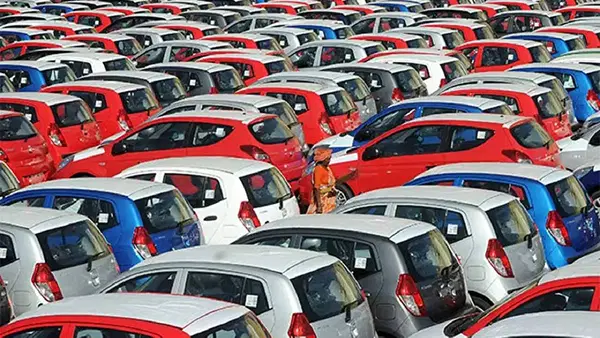 FY26 में रिकॉर्ड हाई पर पैसेंजर व्हीकल्स की बिक्री, सबसे अधिक बिकी मारुति की ये कार; Hyundai ने किया निराश FY26 में रिकॉर्ड हाई पर पैसेंजर व्हीकल्स की बिक्री, सबसे अधिक बिकी मारुति की ये कार; Hyundai ने किया निराश