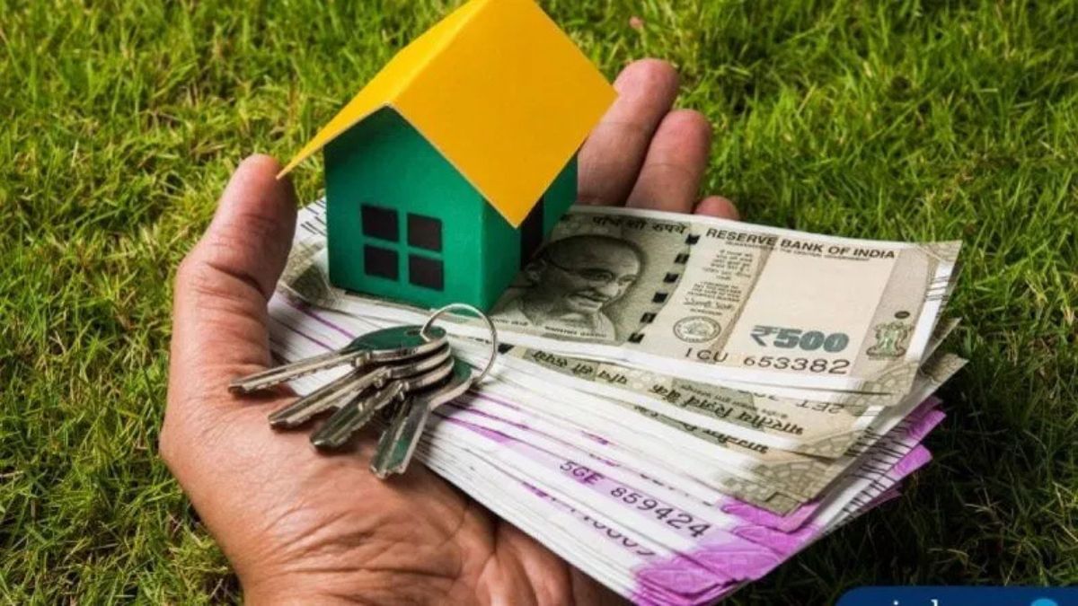 जमीन खरीदने के लिए बैंक देता है प्लॉट लोन, इन डॉक्यूमेंट्स की पड़ेगी जरूरत; जानें कितनी है ब्याज दरें जमीन खरीदने के लिए बैंक देता है प्लॉट लोन, इन डॉक्यूमेंट्स की पड़ेगी जरूरत; जानें कितनी है ब्याज दरें