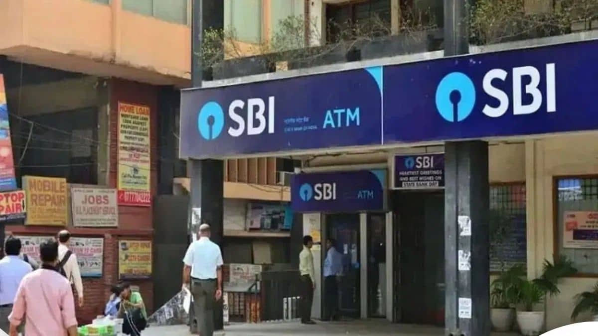SBI की जोरदार ब्याज वाली FD स्कीम में निवेश का आखिरी मौका, जानें- कितना मिलेगा रिटर्न SBI की जोरदार ब्याज वाली FD स्कीम में निवेश का आखिरी मौका, जानें- कितना मिलेगा रिटर्न