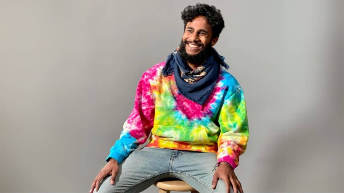 1 अरब डॉलर में बेची अपनी स्टार्टअप कंपनी, अब इंटर्नशिप के लिए भटक रहा ये बिजनेसमैन 1 अरब डॉलर में बेची अपनी स्टार्टअप कंपनी, अब इंटर्नशिप के लिए भटक रहा ये बिजनेसमैन